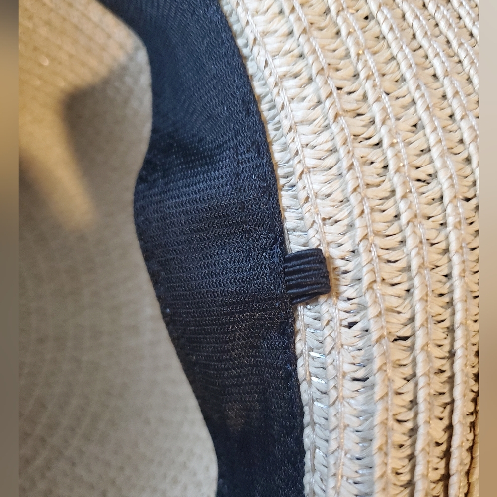 Wide Brim Floppy Straw Hat with Classic Belt - Picture 9 of 10